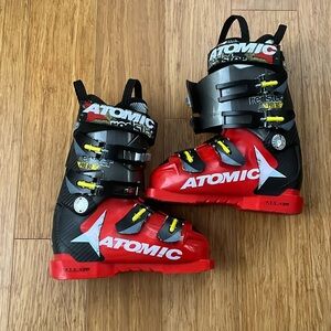 Atomic Redster PRO 80 Ski boots